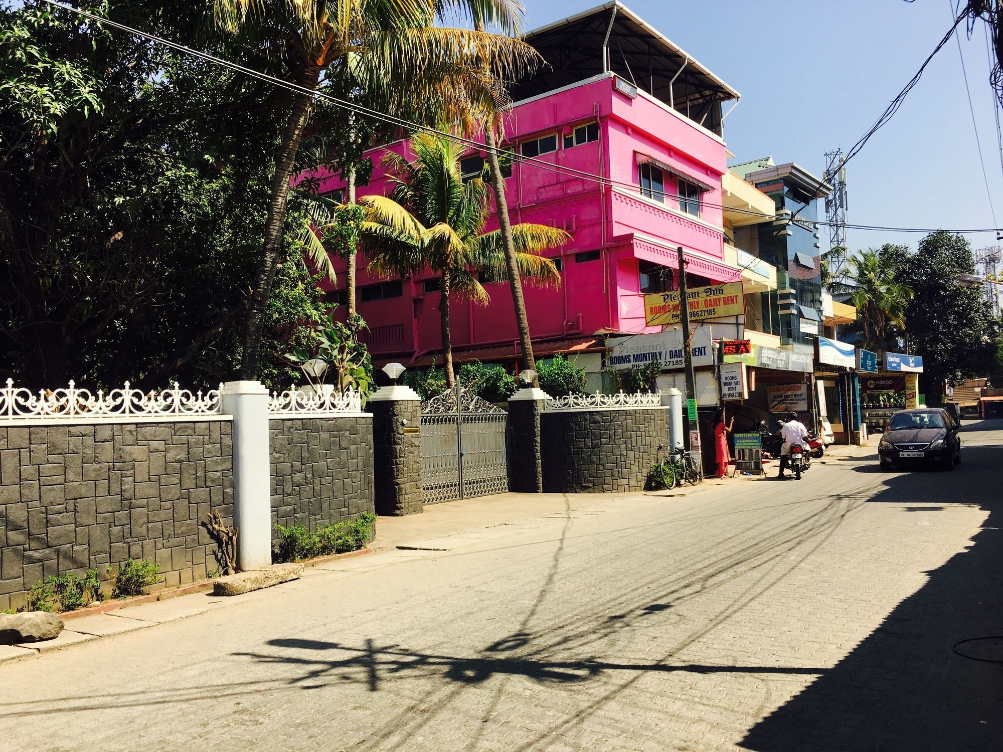 Pleasant Inn Kochi Exterior foto